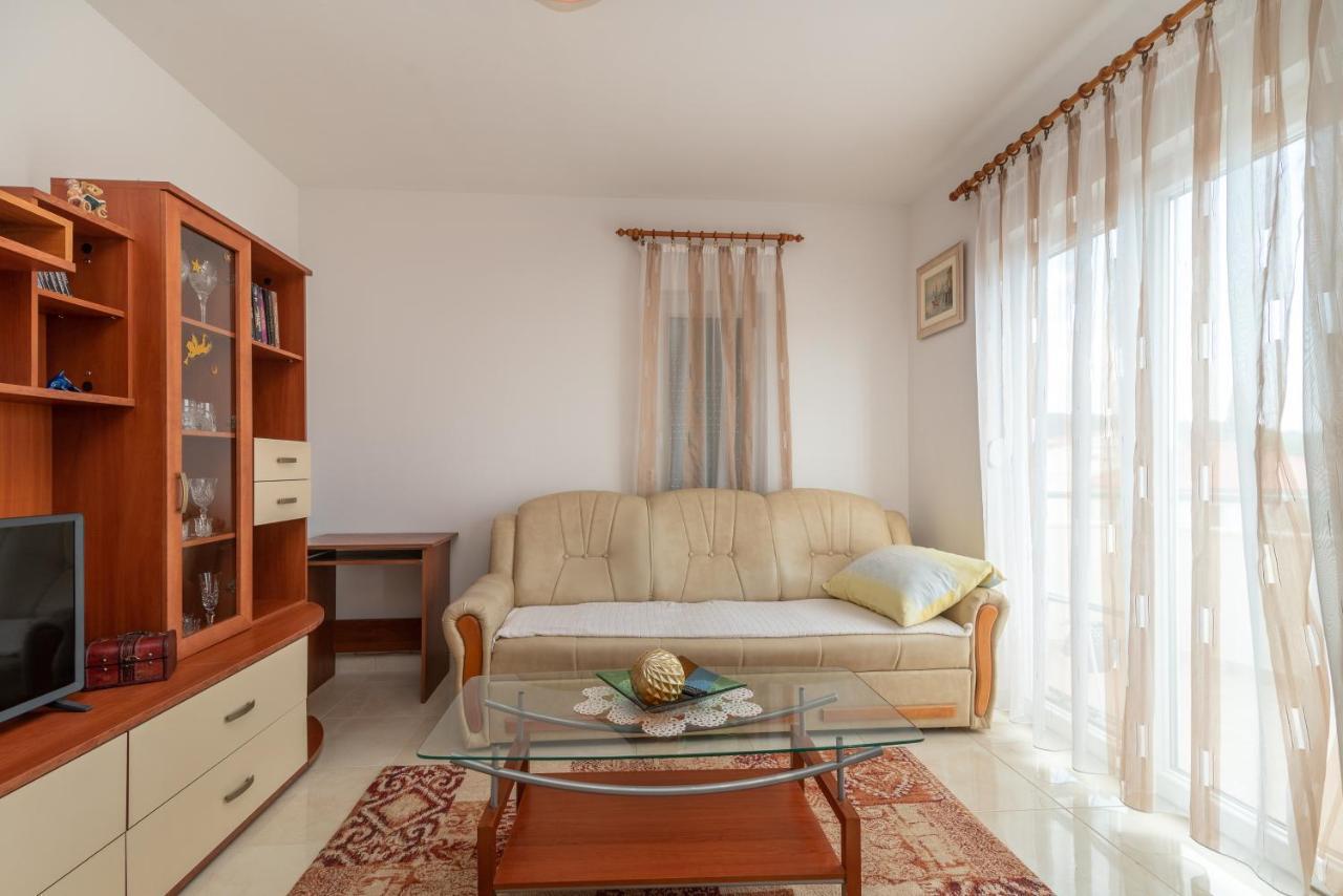Appartement Apartman Dildo à Trogir Extérieur photo